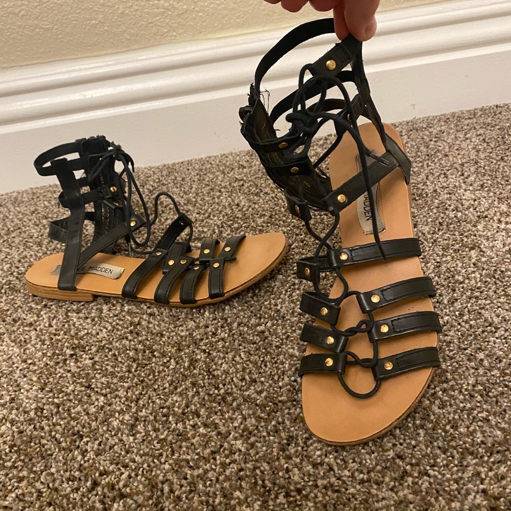Size 7 Steve Madden sandals